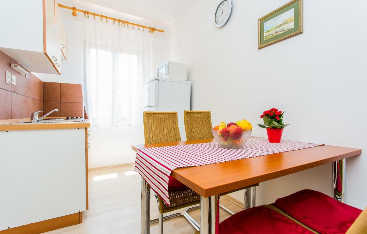 Apartmani Tamara Baska Екстер'єр фото